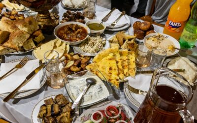 Traditioneel diner bij mensen thuis
